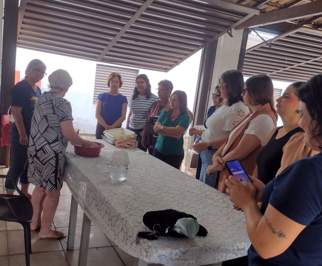 api-modulos/fotos/img/galeria_cat_culturais_537/537/13586/OFICINA - EDUCAÇÃO PARA O PATRIMÔNIO - OFICINA DE BISCOITO, 27.02.2026 (19).jpg